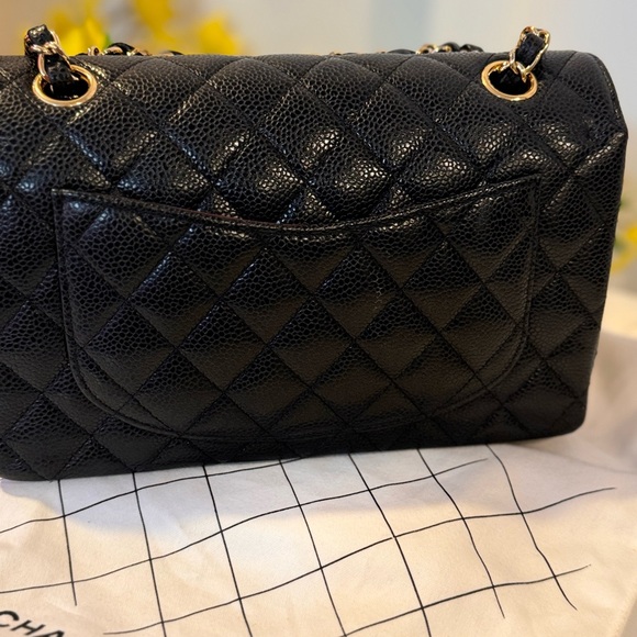 Chanel Classic Flap Bag Caviar Small 2022 series - Picture 4 of 16